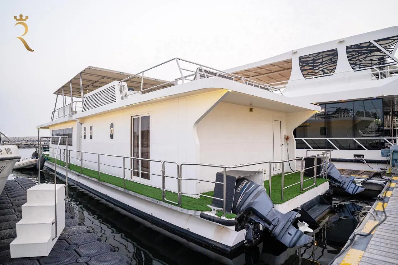 A Serene Getaway Loloa Pleasure Houseboat Apartman Abu Dzabi