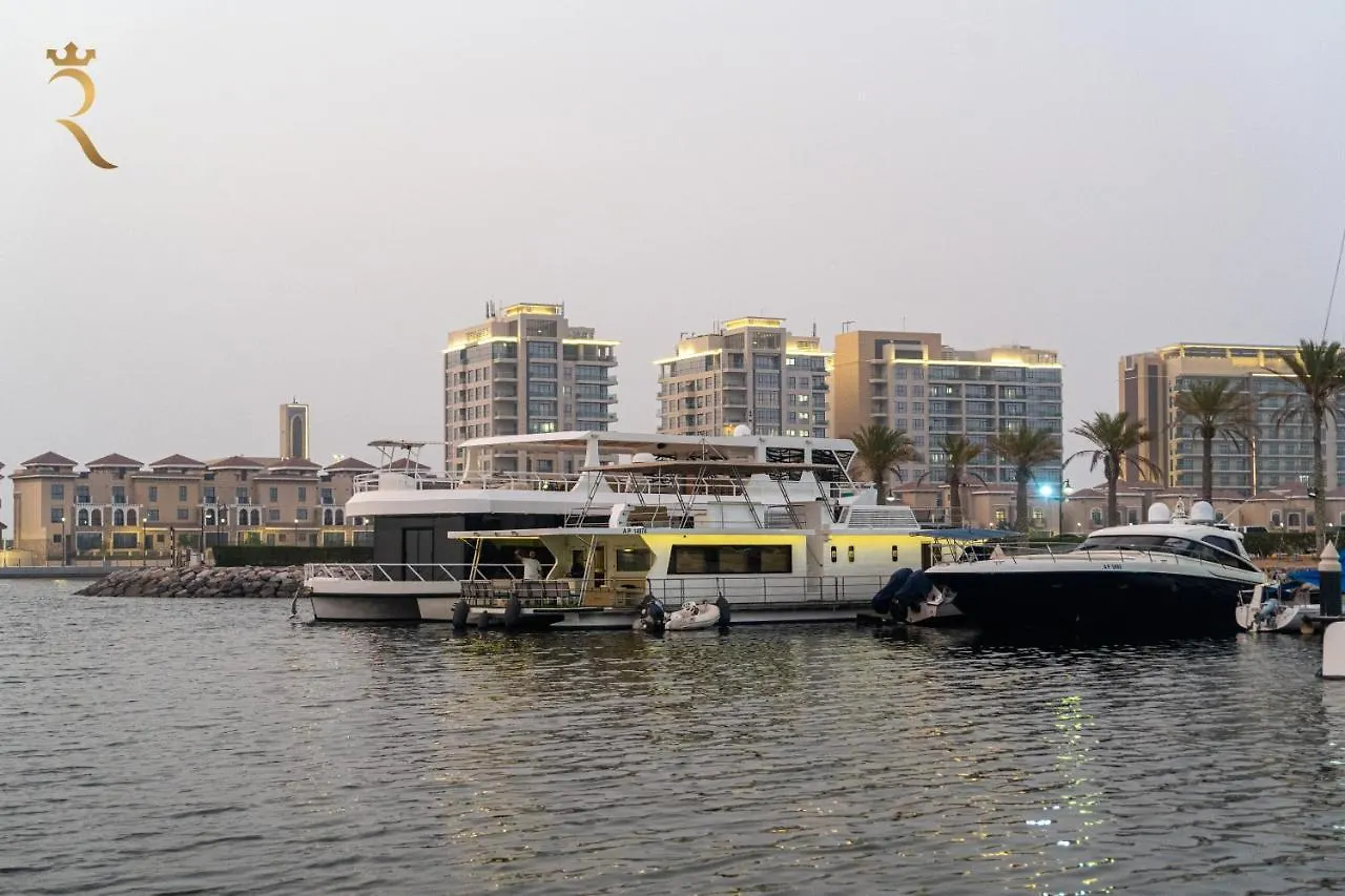 A Serene Getaway Loloa Pleasure Houseboat Apartman Abu Dzabi 0*,