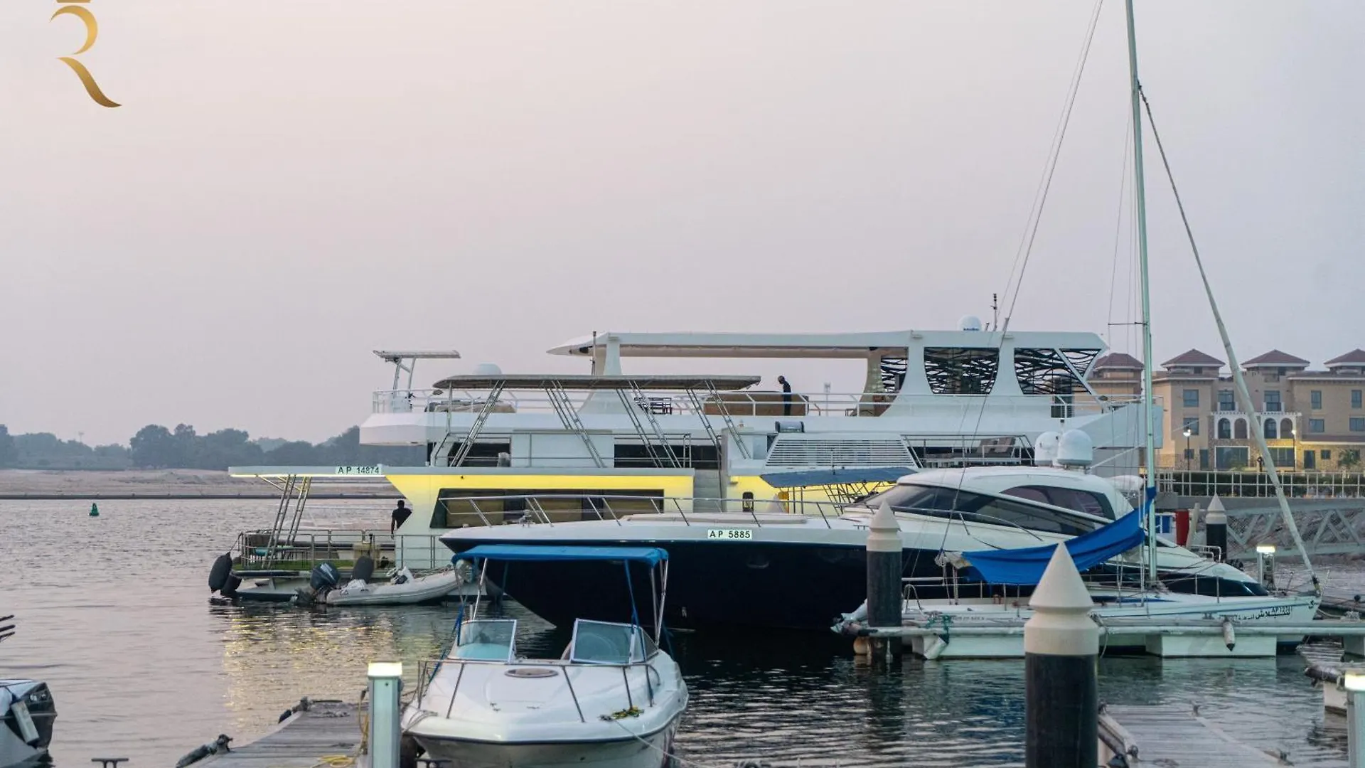 A Serene Getaway Loloa Pleasure Houseboat Apartman Abu Dzabi Egyesült Arab Emírségek